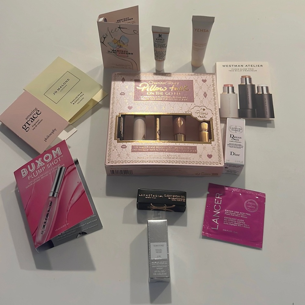 Charlotte Tilbury Pillow Talk On The Go Kit + Extra Samples